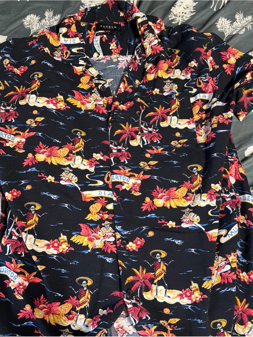 PacSun Black Floral Skeleton-Accent Button-Up Shirt